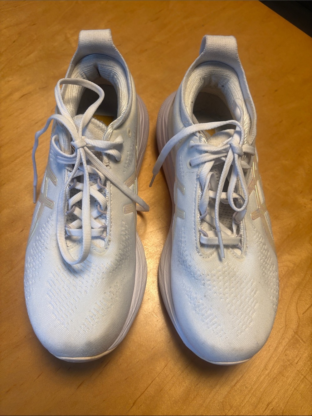 Asics Gel Nimbus Sneakers Size 8